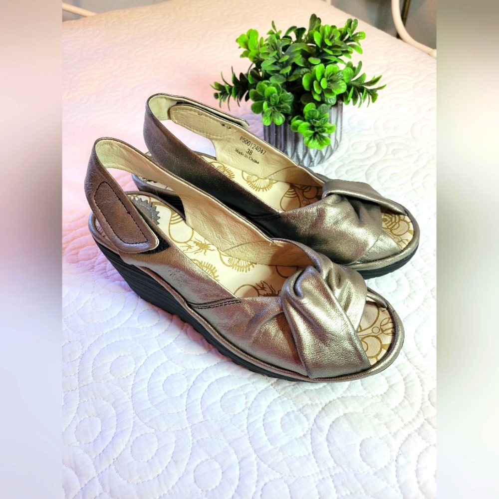 FLY London | Yakin Leather Slingback Peep Toe Wedges | Gold | Size 8 US NWOT